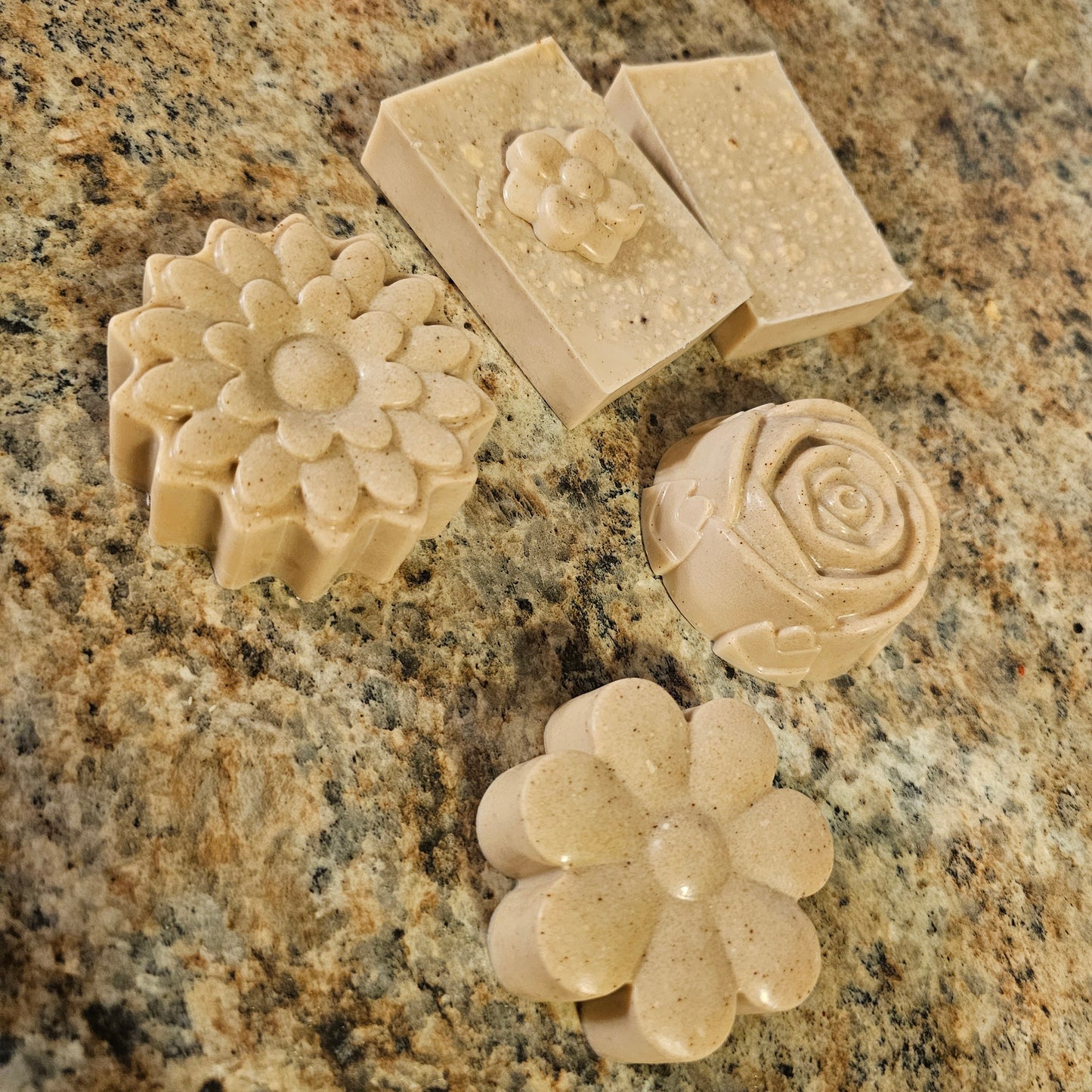 Apple Cinnamon Goats Milk Face & Body Bars with Colloidal Oatmeal