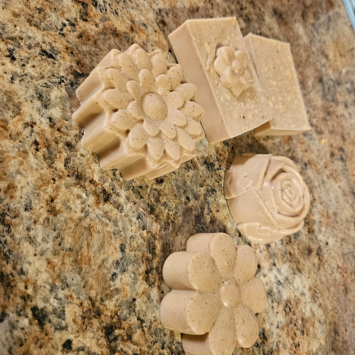 Apple Cinnamon Goats Milk Face & Body Bars with Colloidal Oatmeal