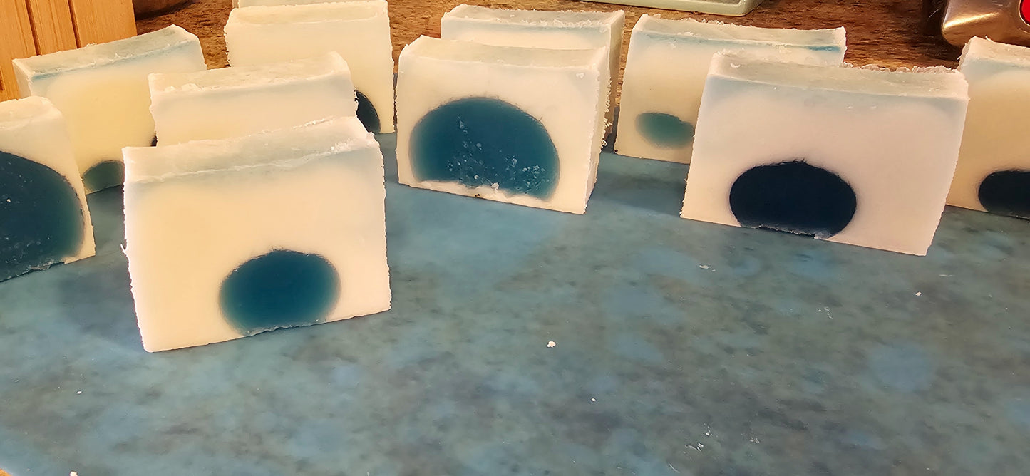 White Currant & Sea Minerals Decorative Triple Butter Soap