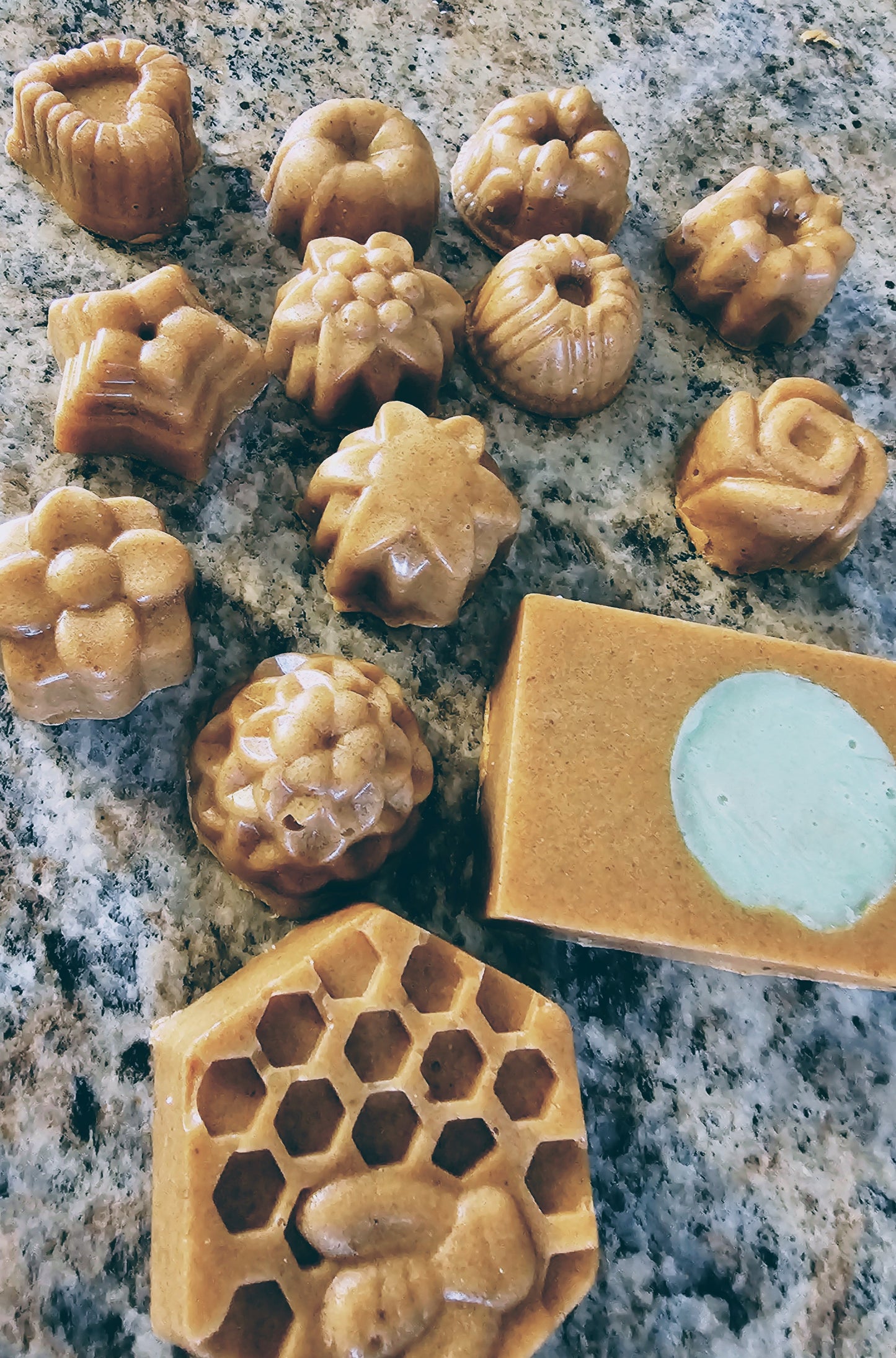 Passionfruit Pinapple Sugar Cube Moisterizing Soap Scrubs